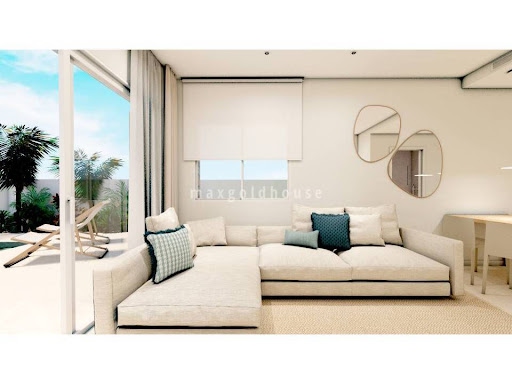 House in Torre de la Horadada - view 1