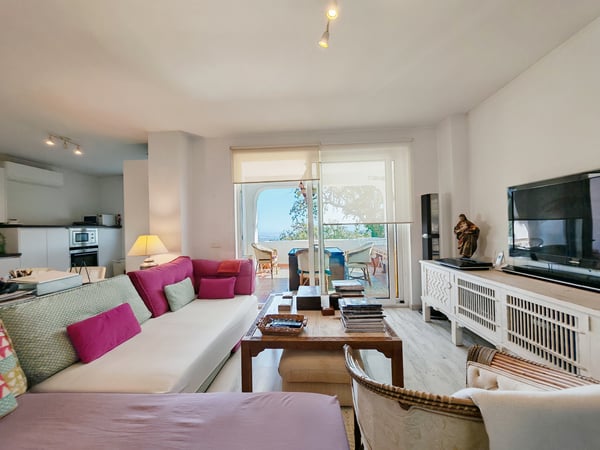 Apartment in Artola - view 1