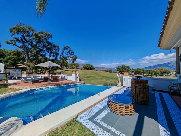 Villa in Mijas Costa - view 1