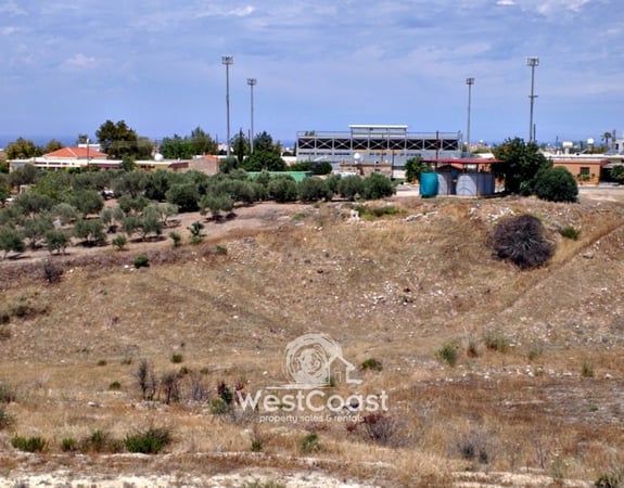 House in Kouklia - view 1