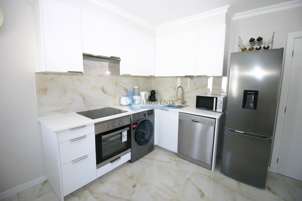 Apartment in Oura - Image 3