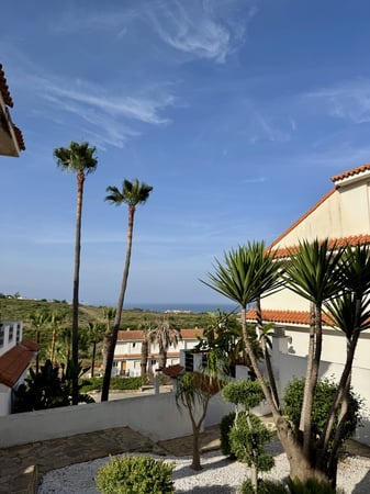 Apartment in La Duquesa - view 1