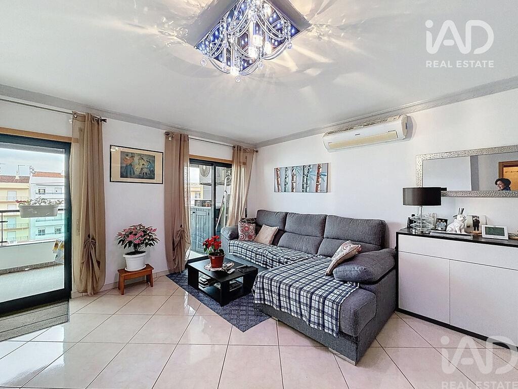 Apartment in Vila Real de Santo Antonio - Image 3