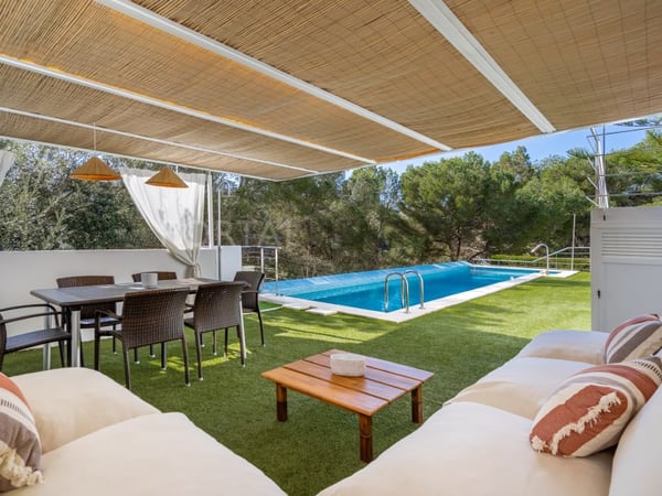 Chalet in Cala Galdana - view 1