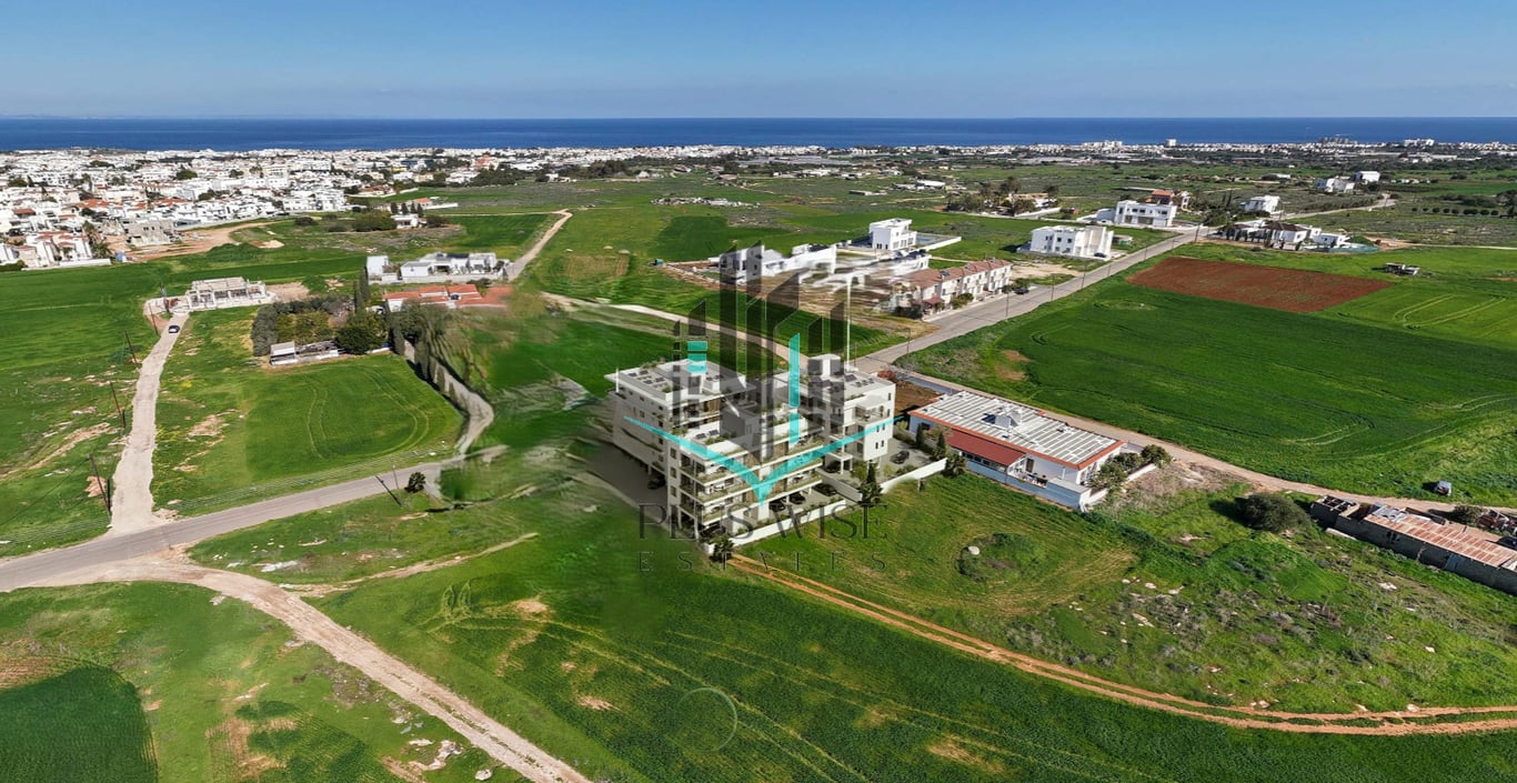 Apartment in Paralimni - Image 2