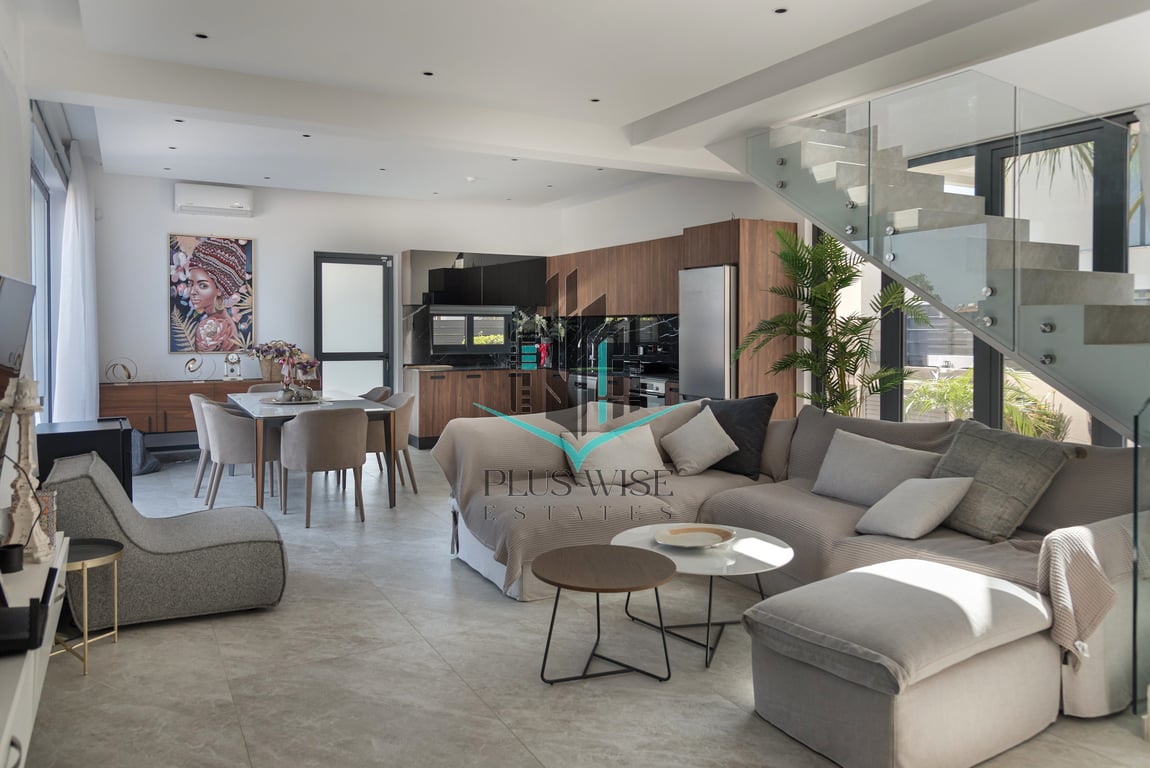 Villa in Pernera - Image 2