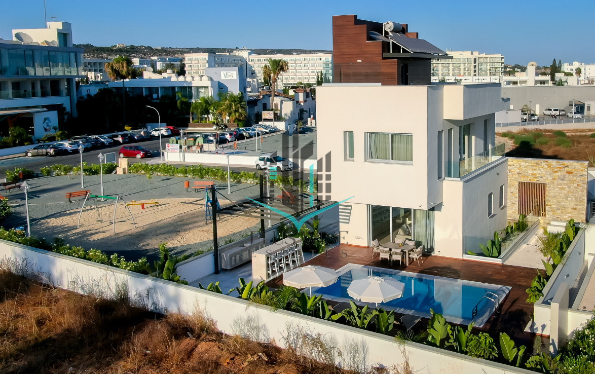 Villa in Ayia Napa - Image 2