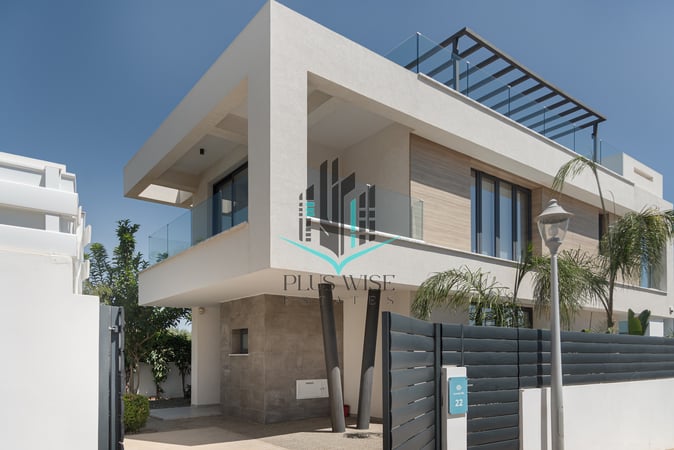 Villa in Pernera - view 1