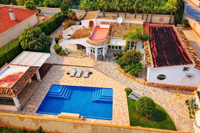 Villa in Cabo Roig - view 1