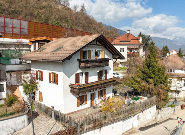 Villa in Bressanone/Brixen - view 1