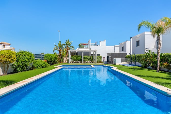 House in Rojales - view 1