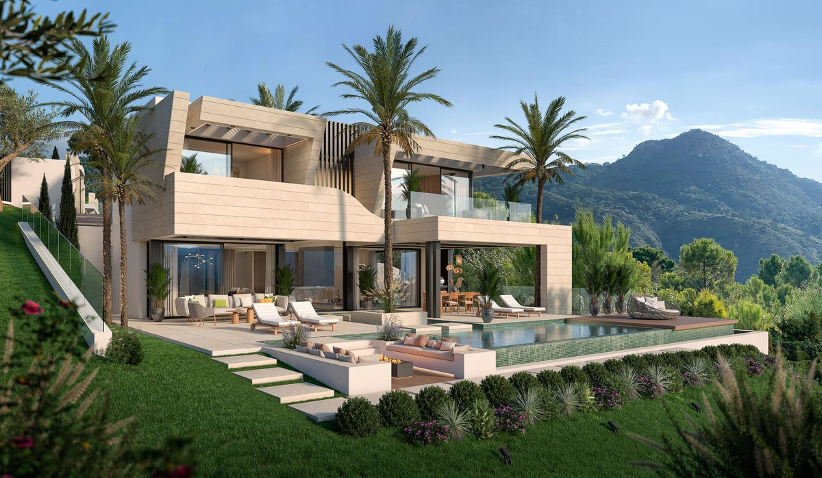 Land in Benahavis - Image 2