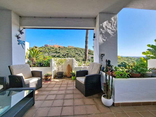 Apartment in La Duquesa - view 1