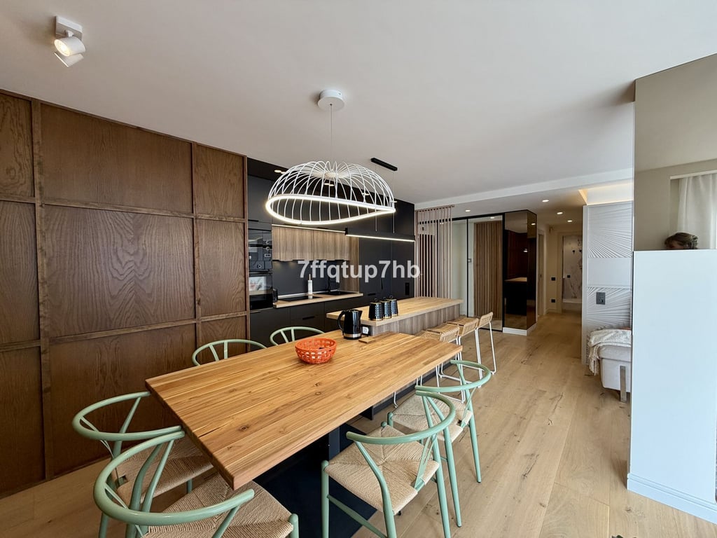 Penthouse in Estepona - Image 2