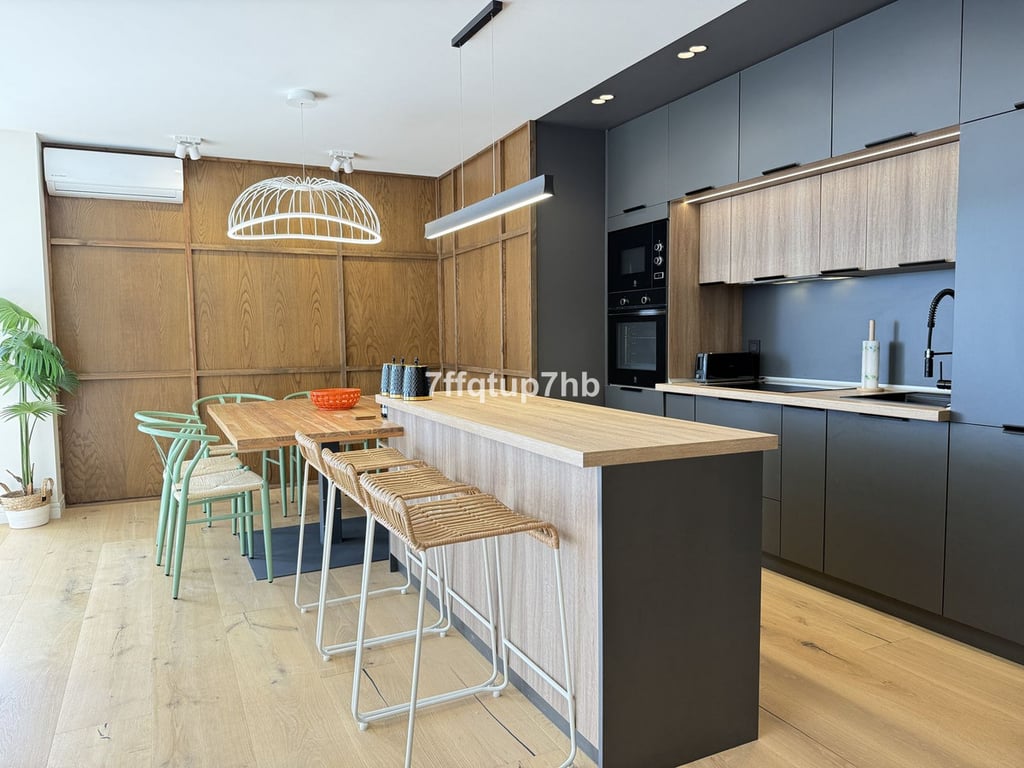 Penthouse in Estepona - Image 3