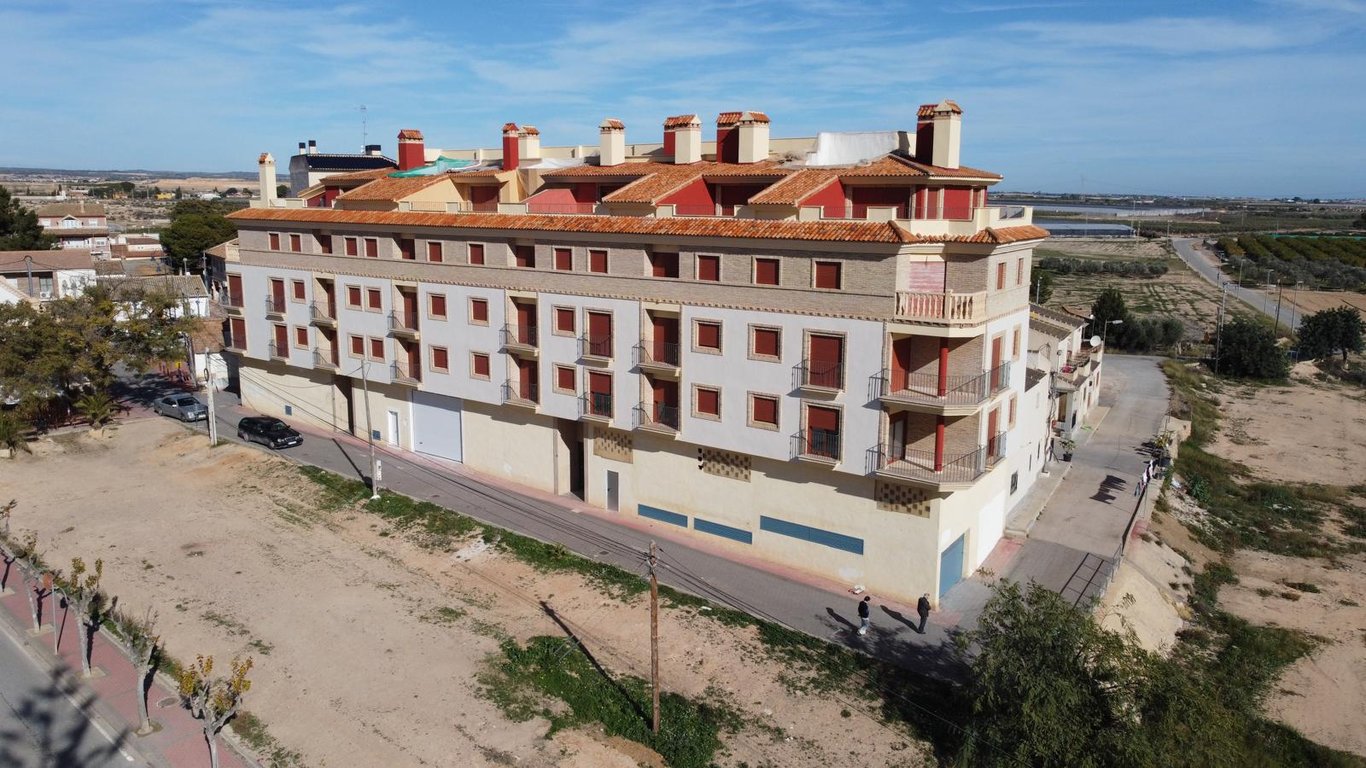 Apartment in Avileses - Image 3