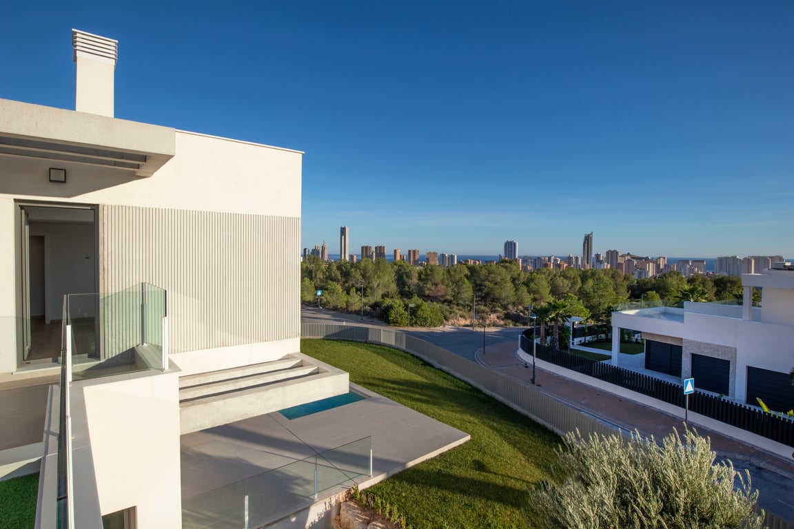 House in Finestrat - Image 3