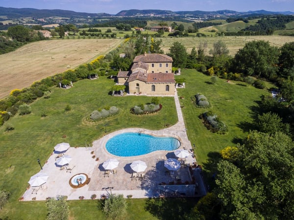 House in Asciano - view 1