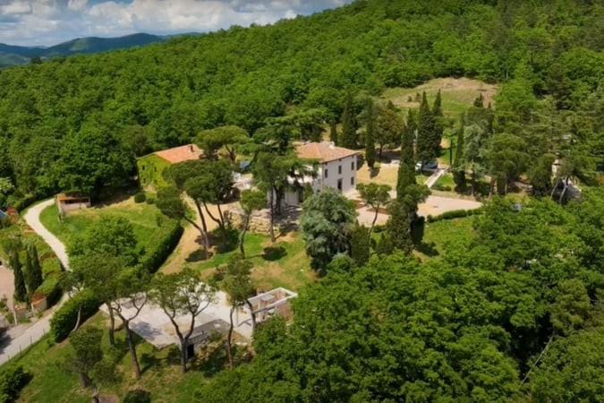 House in Lisciano Niccone - view 1