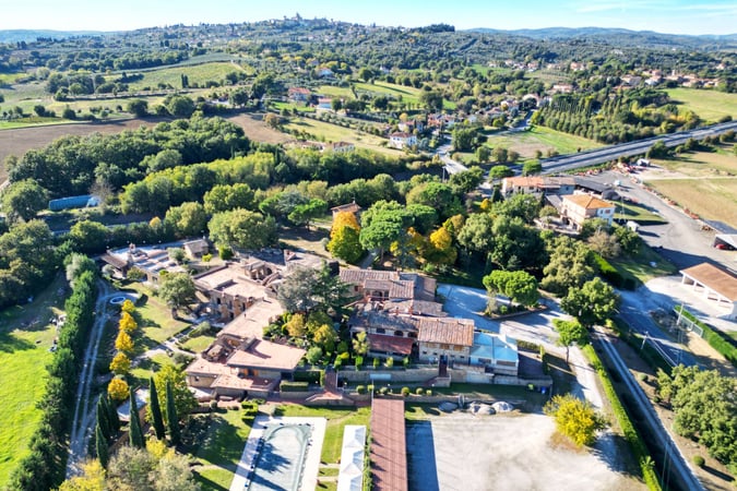 House in Lucignano - view 1