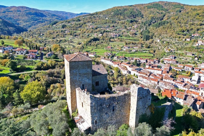 House in Castel San Niccolo - view 1
