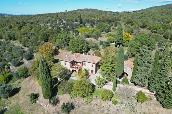 House in Bucine - view 1