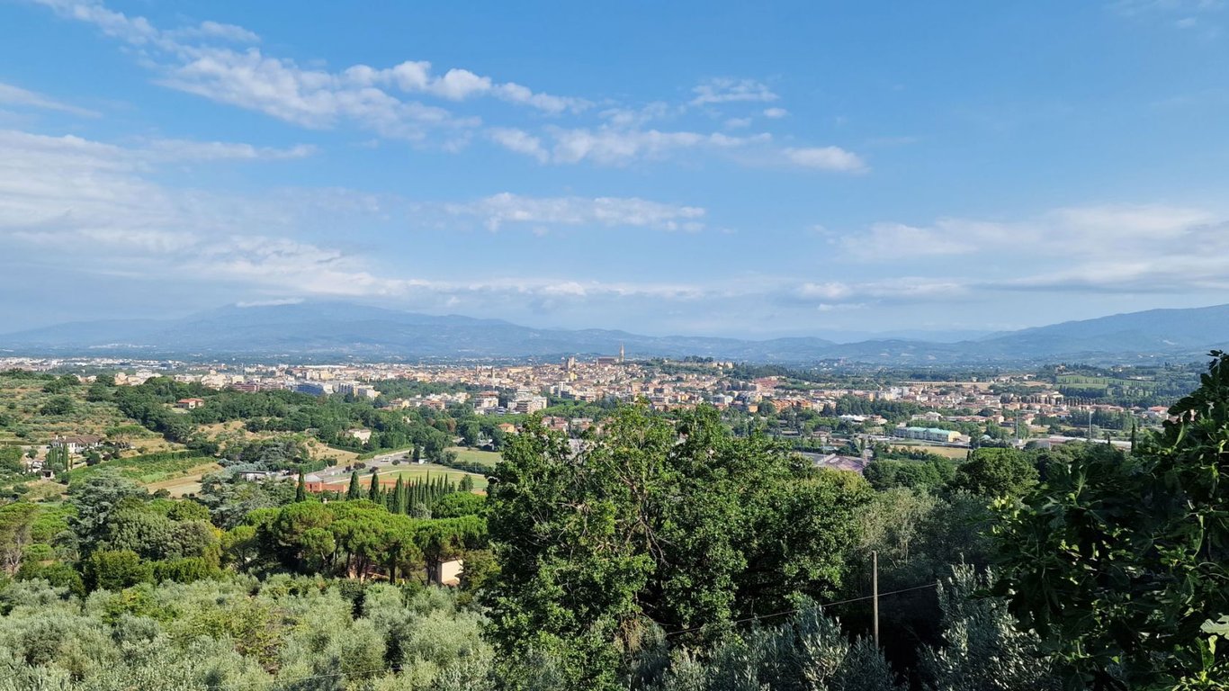 House in Arezzo - Image 3