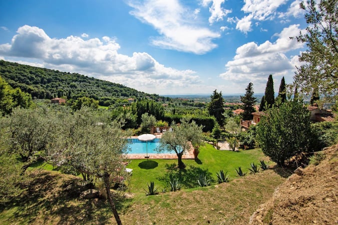 House in Castiglion Fiorentino - view 1