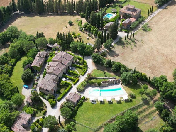 House in Sinalunga - view 1