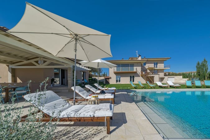 House in Foiano della Chiana - view 1