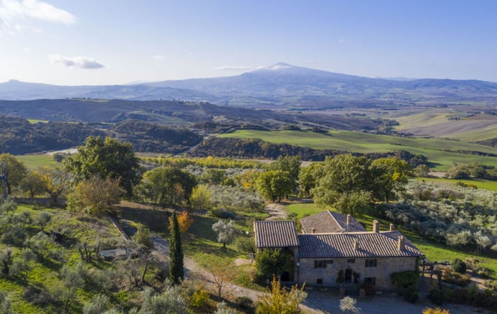 House in Pienza - view 1