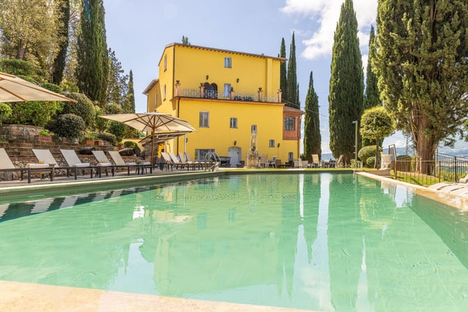 House in Chiusi - view 1