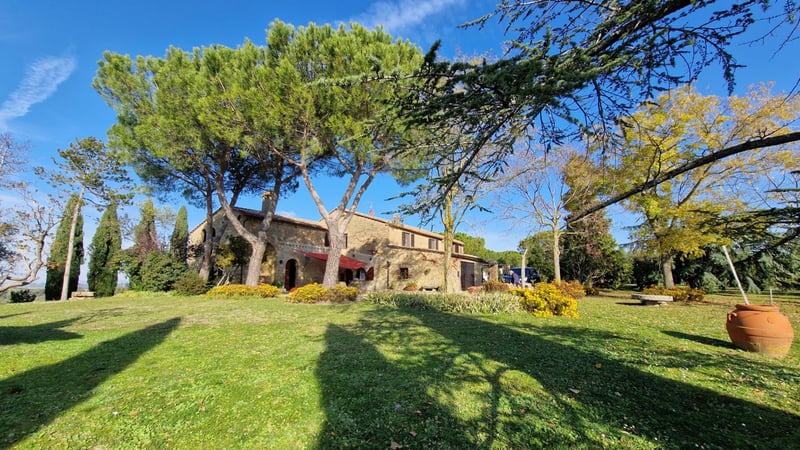 House in Pienza - view 1