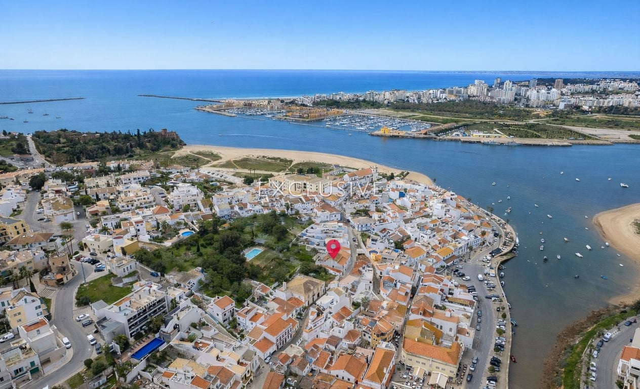 Villa in Ferragudo - Image 2