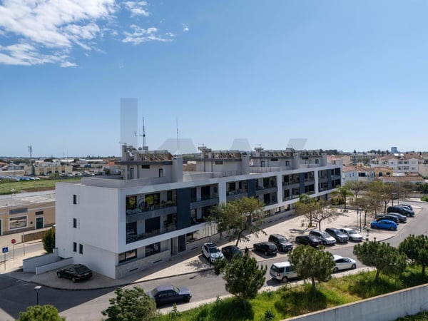 Apartment in Faro (Sao Pedro) - view 1