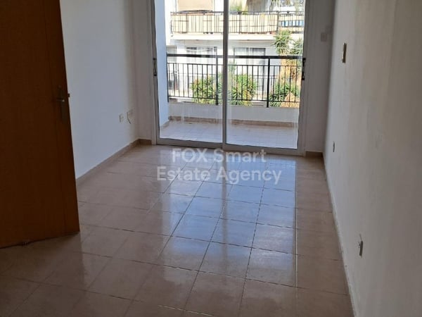 Apartment in Chlorakas - view 1