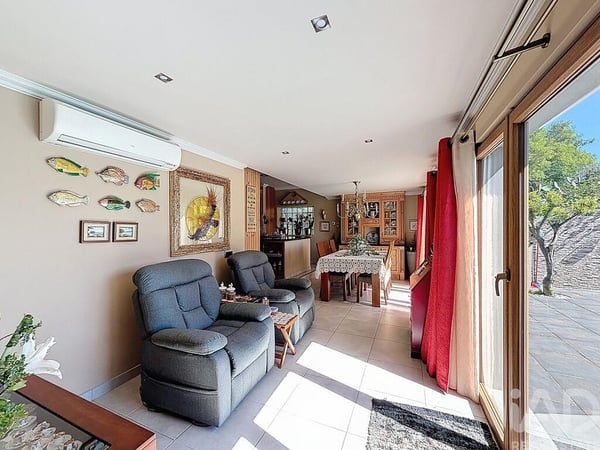 House in Almancil - view 1