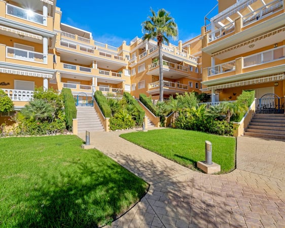 Apartment in Cabo Roig - view 1