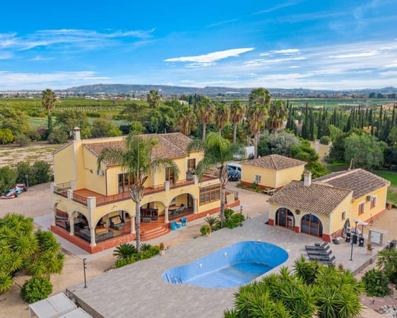 House in Molins - view 1