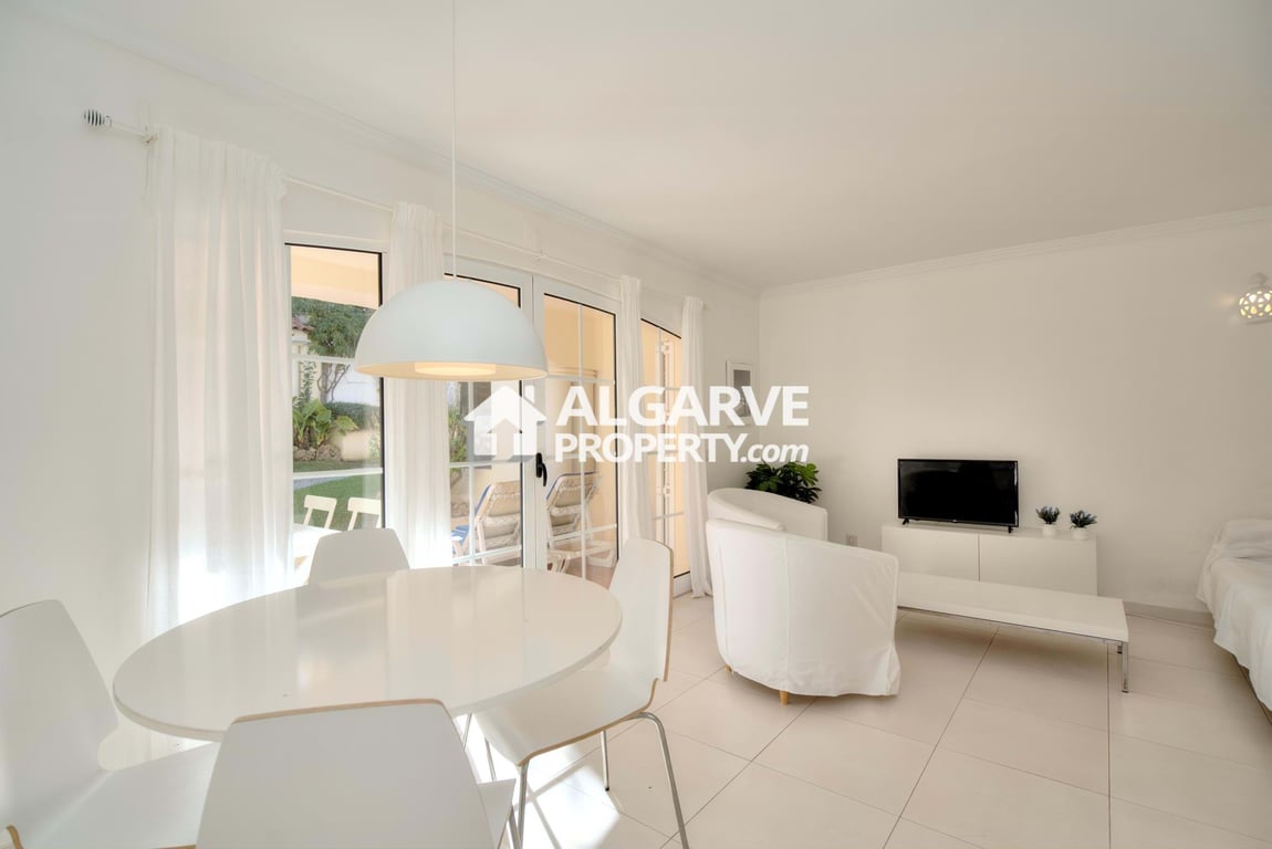 Apartment in Loule - Image 2