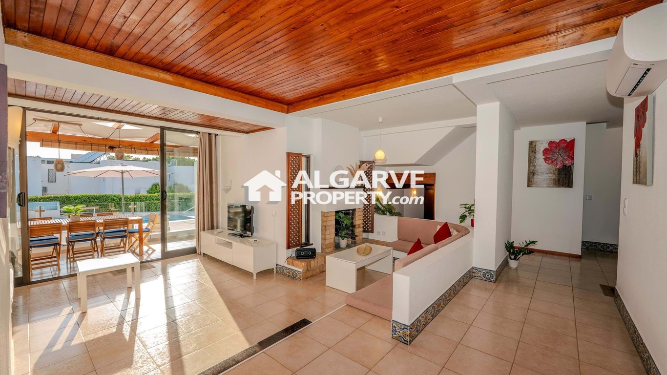 Villa in Vilamoura - Image 2