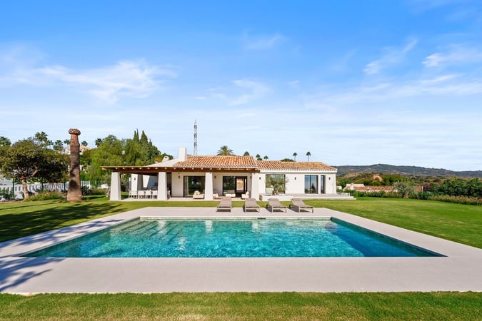 House in Artola - view 1