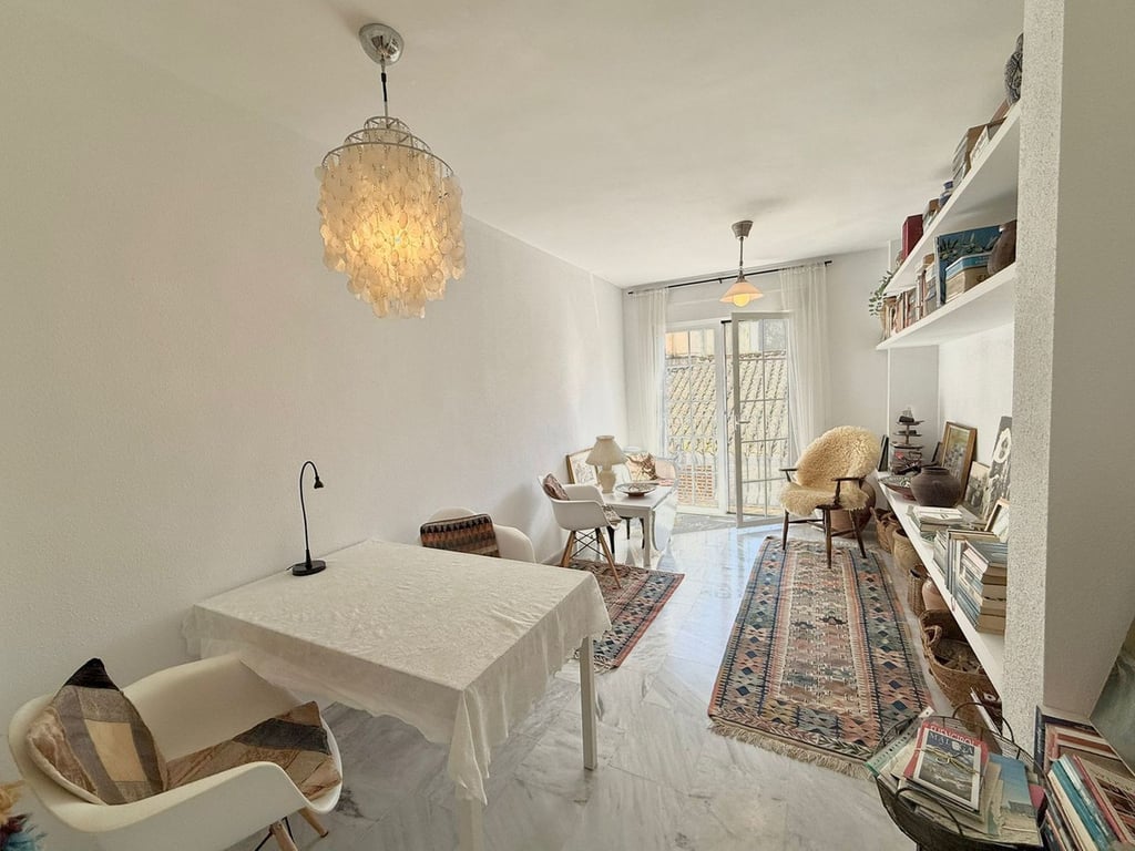 Apartment in Fuengirola - Image 2