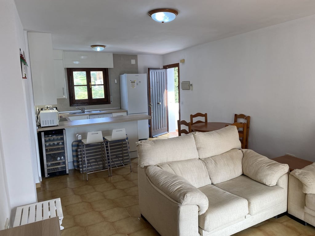 Apartment in Mijas Costa - Image 2