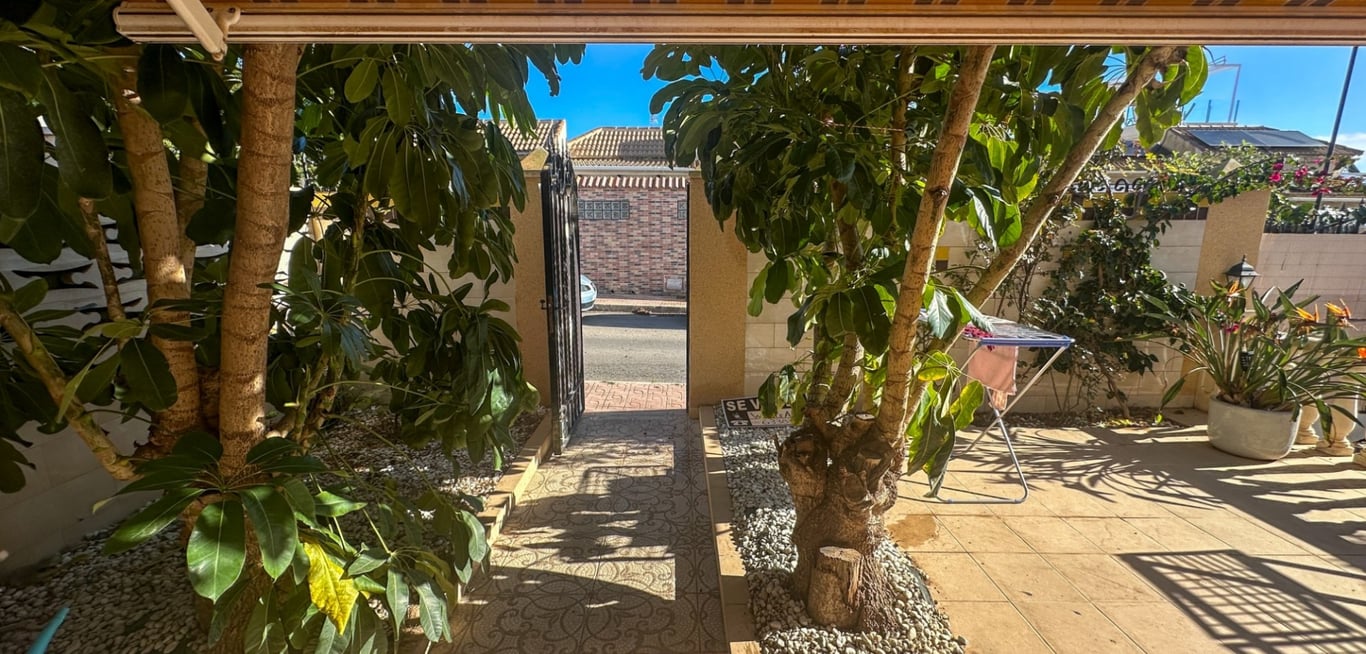 House in Torrevieja - Image 3