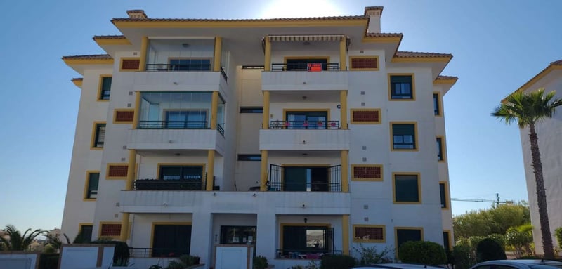 Apartment in Dehesa de Campoamor - view 1