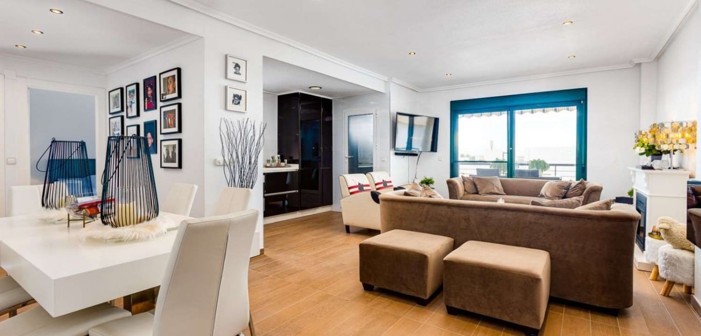 Apartment in Dehesa de Campoamor - Image 2