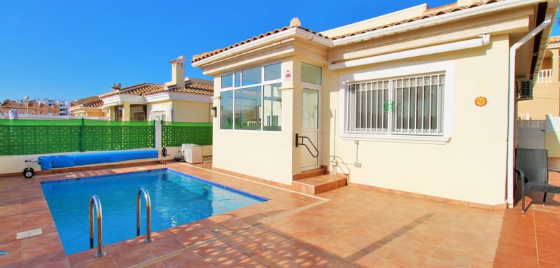 House in Villamartin - view 1