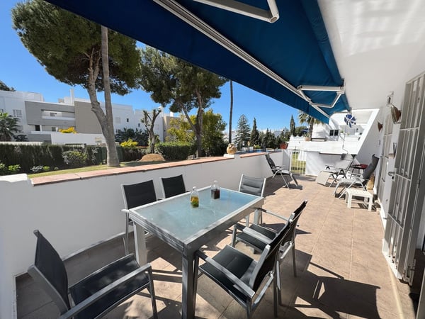 Apartment in Nueva Andalucia - view 1