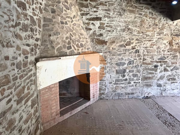 Villa in Alcoutim - view 1